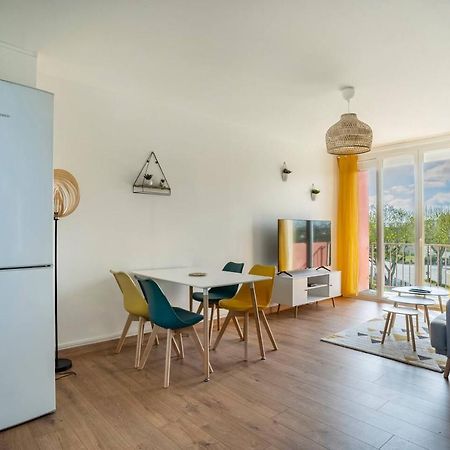 Appartement 3 Chambres - Climatisation - Parking 加龙河畔波泰 外观 照片